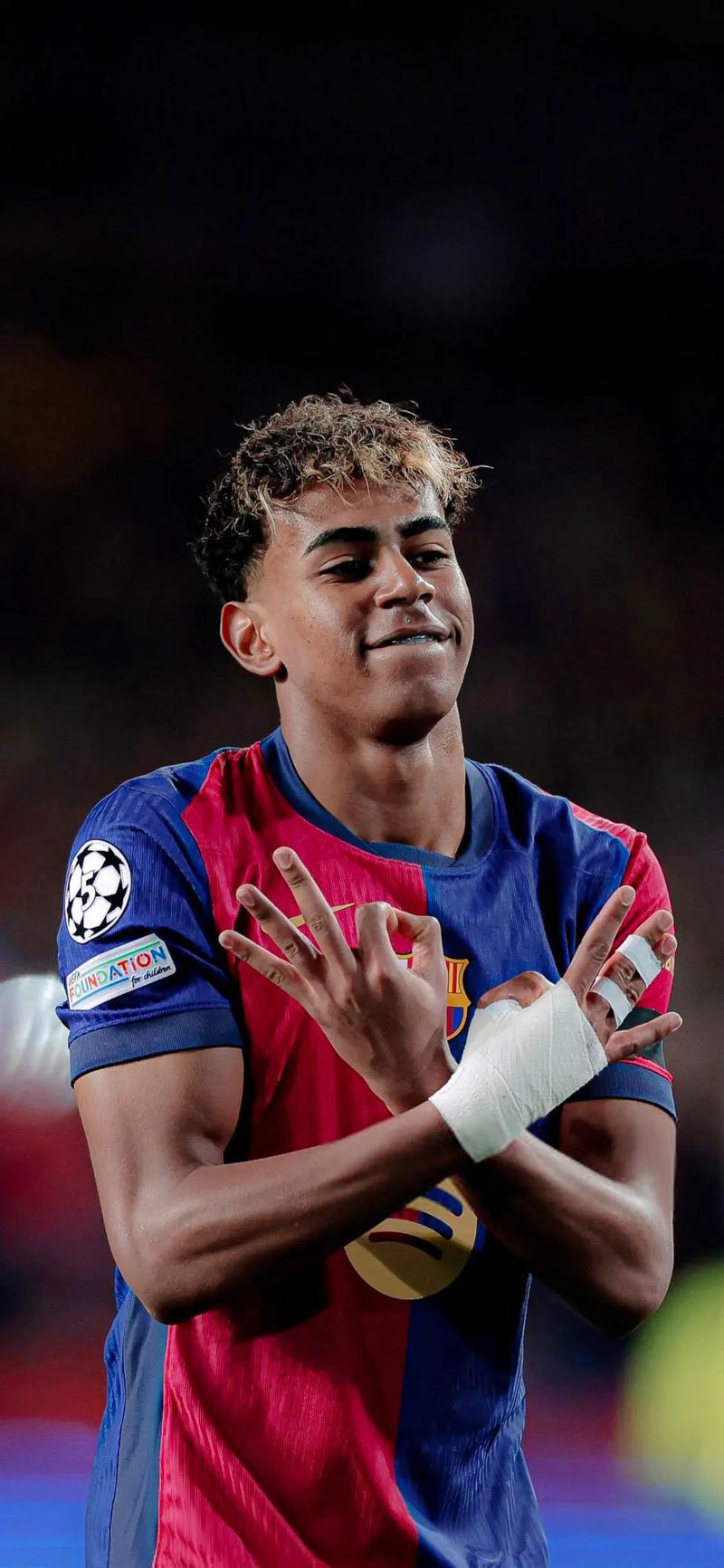 足球欧联杯再次上演进球大战，球迷直呼过瘾（欧联杯再掀进球风暴，球迷大呼过瘾）