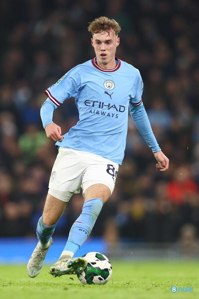 惊险战平副班长，拜仁本赛季主场全胜战绩被终结（拜仁惊险平副班长，主场全胜纪录止步）