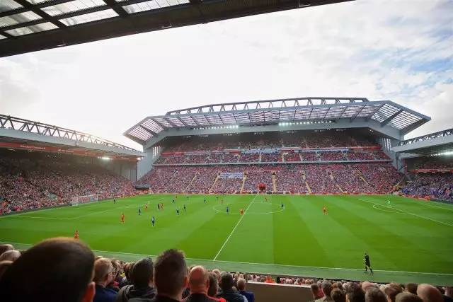 续约谈判不顺，利物浦准备以600万欧年薪“截胡”伊尔迪兹（续约受阻，利物浦拟以600万欧年薪抢签伊尔迪兹）