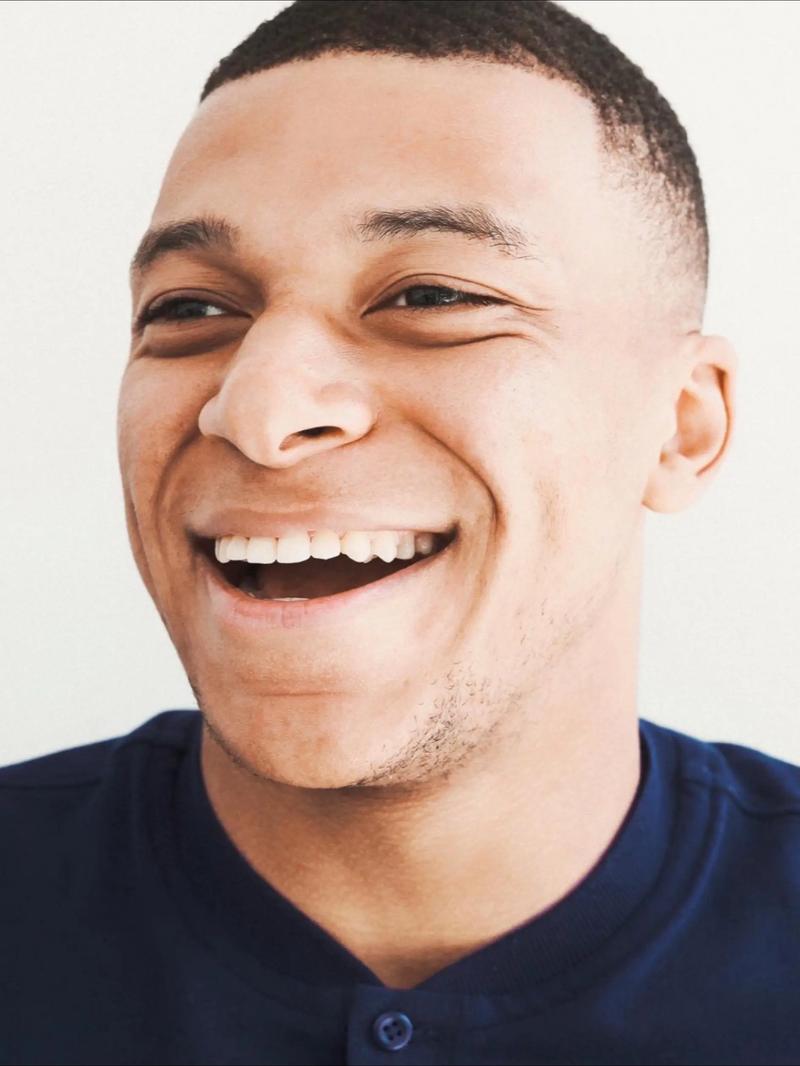 董路：足协准备在4个国家设置球员海外中心，类似鲁能巴西基地（董路：足协拟在四国设海外球员培养中心，模式参考鲁能巴西基地）